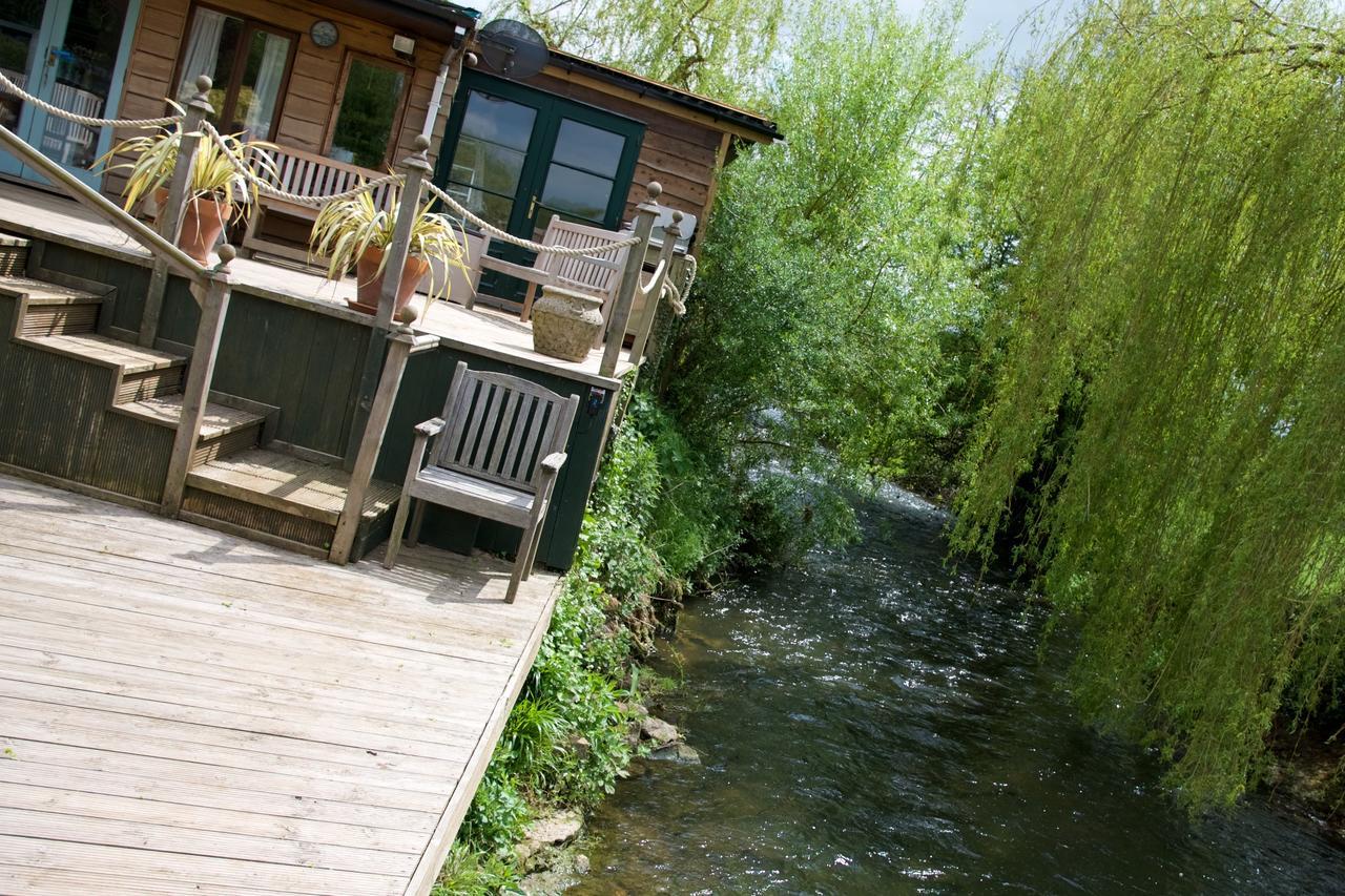 Bridge Cottage Bed And Breakfast Peterborough Dış mekan fotoğraf