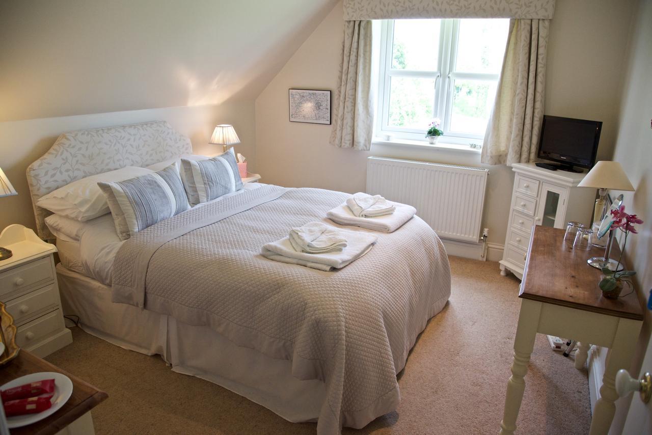 Bridge Cottage Bed And Breakfast Peterborough Dış mekan fotoğraf